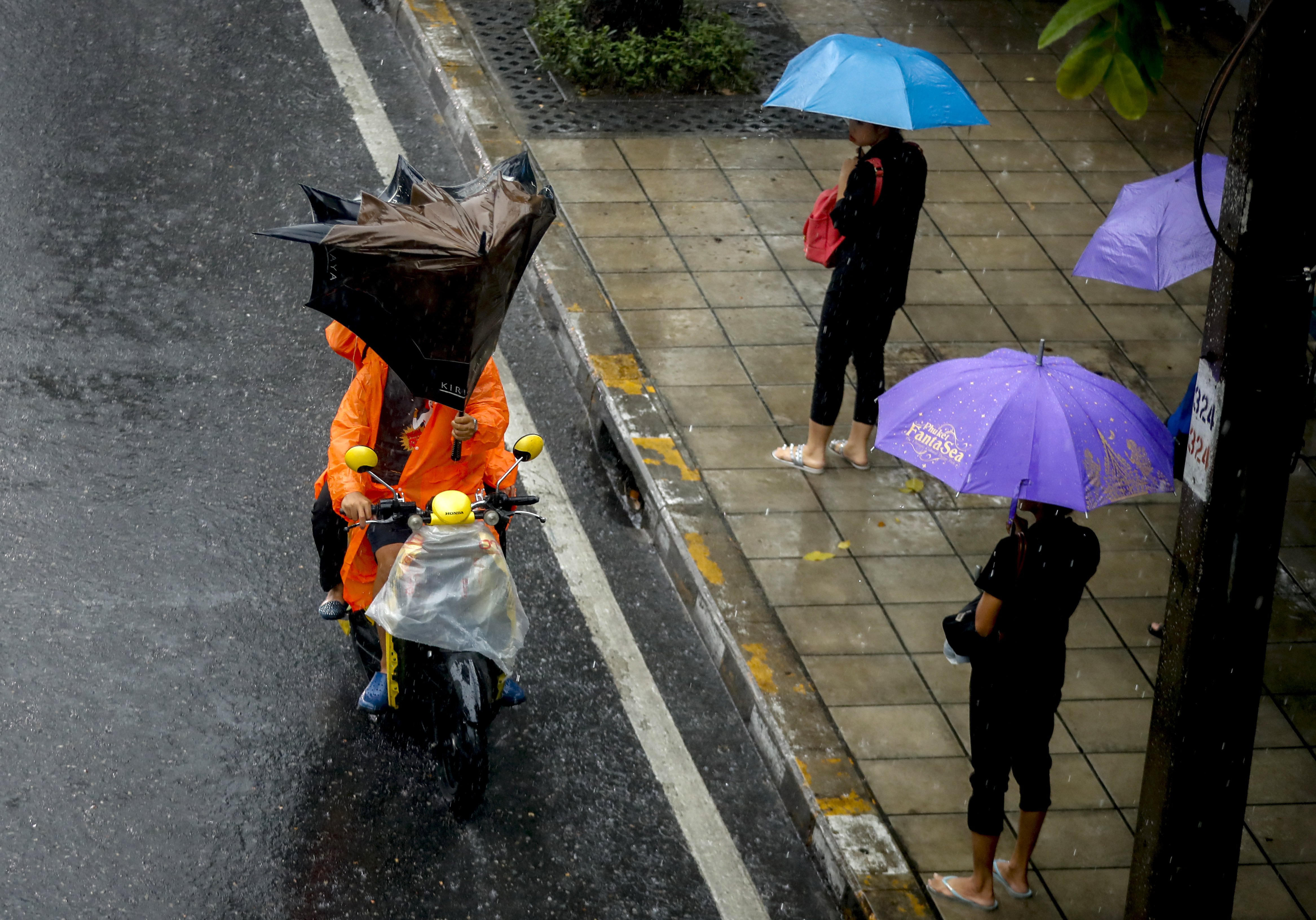 曼谷大雨
