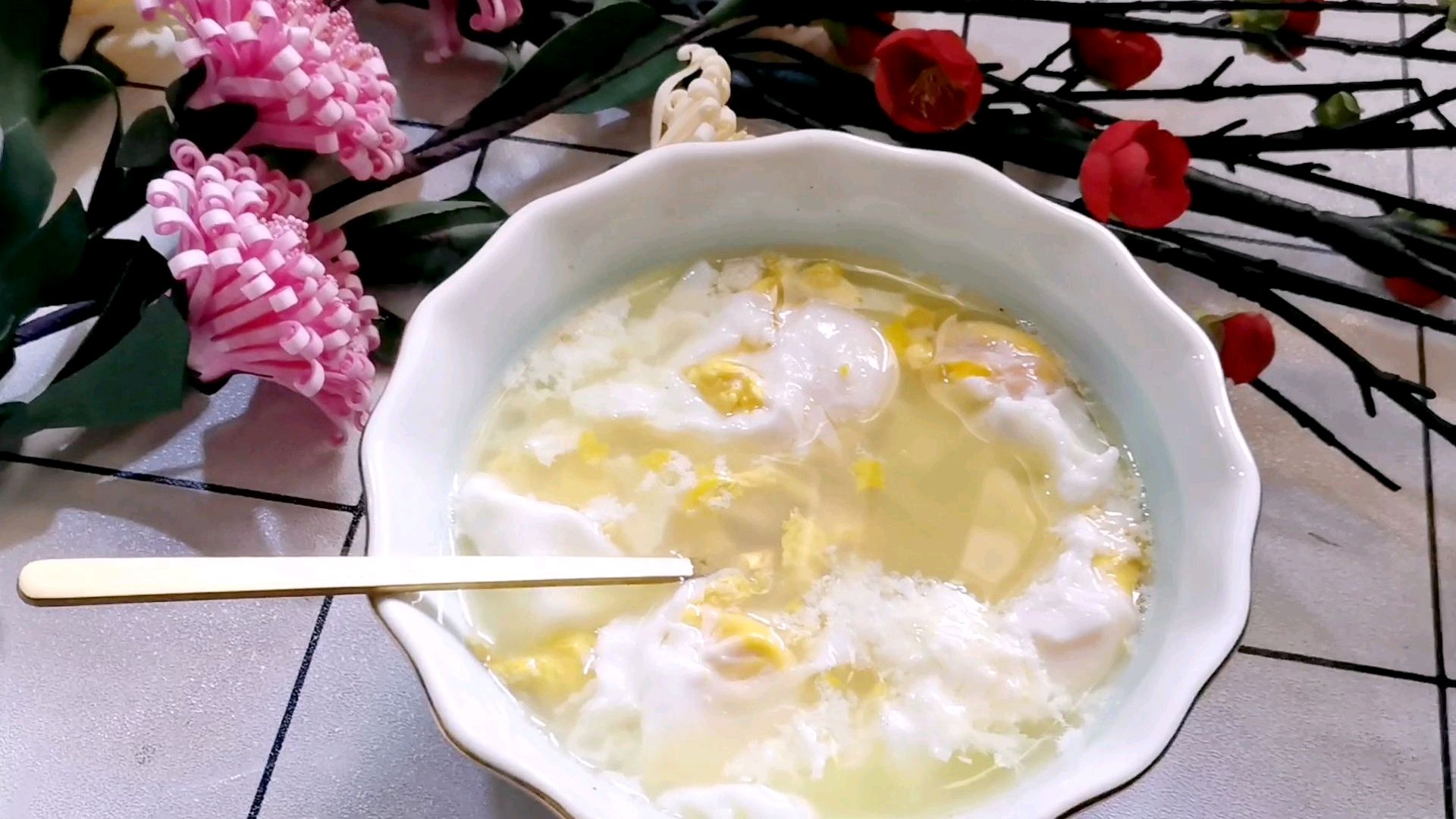 糖水鸡蛋,简单易学,营养价值高。为你爱人和孩子做一道爱的早餐