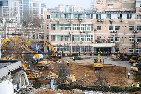 河南版"小汤山"医院开建,工期10天,建成预计有300间板房