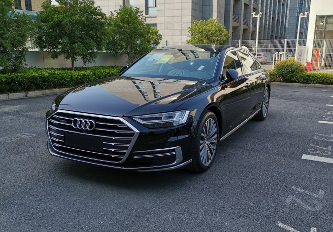 0t的宝马730,远比2.0t奔驰s级和奥迪a8l更有可买性?