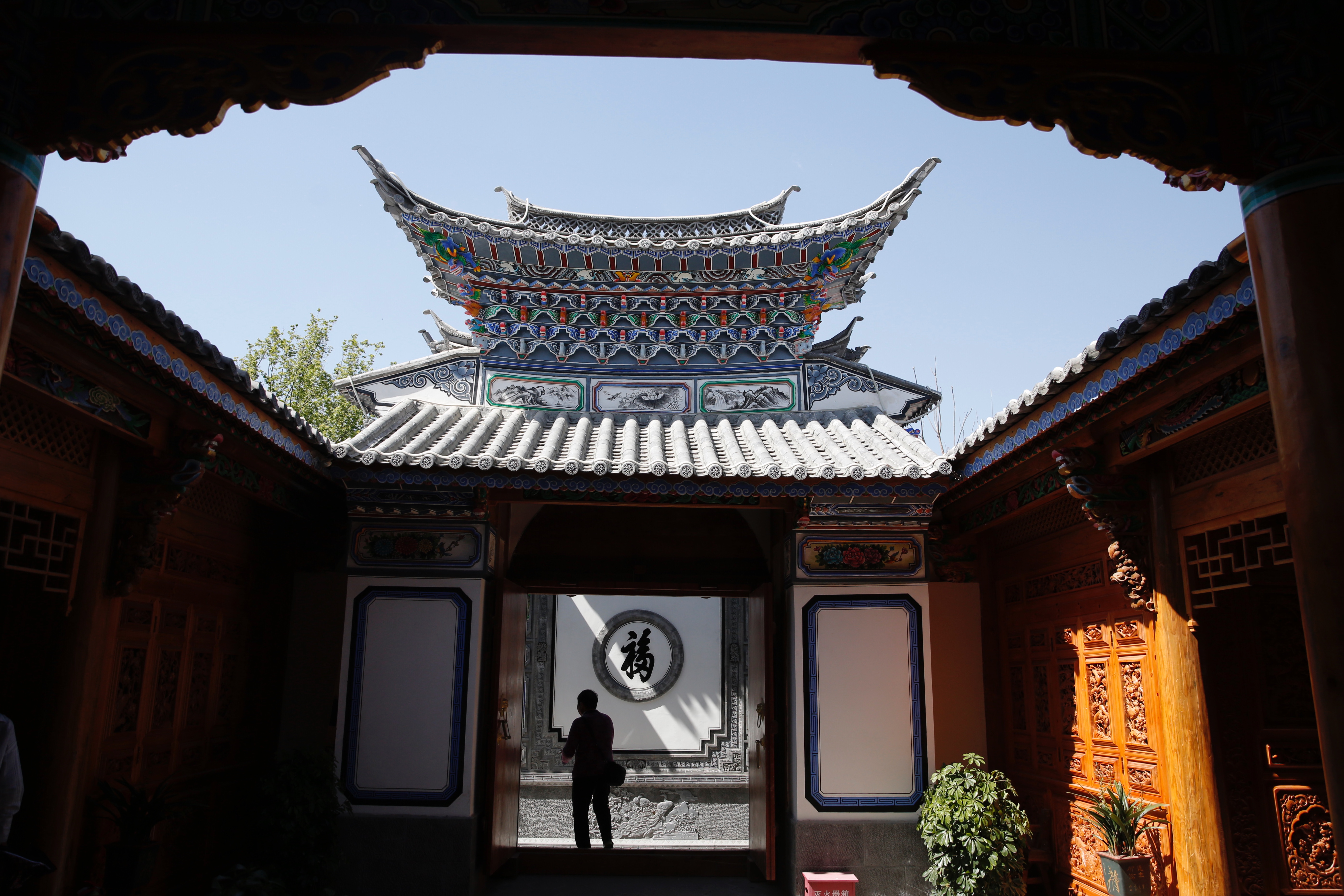 世园会探访:三道茶,鲜花饼让云南园"c位出道"