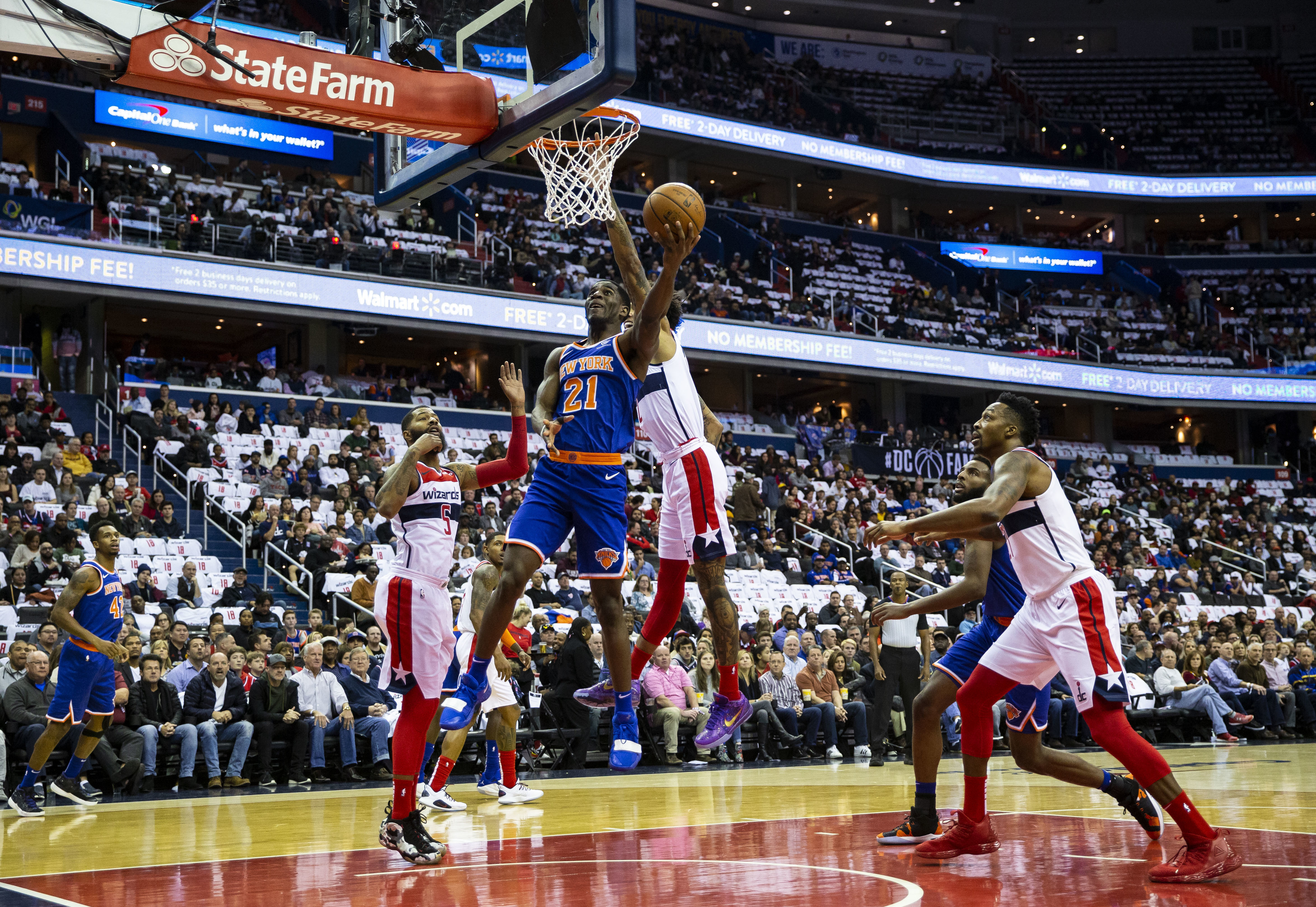 篮球——nba常规赛:奇才胜尼克斯