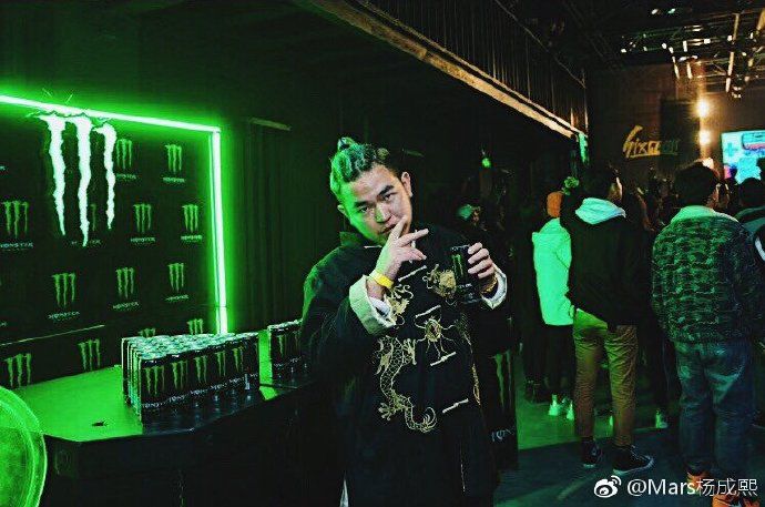 2018iron mic总决赛,冠亚军选手险些在舞台上大打出手