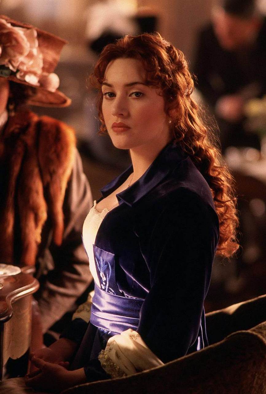 1997年,电影《泰坦尼克号》公映,凯特·温斯莱特和莱昂纳多·迪卡普