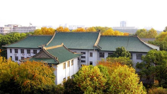 位于武汉的这所师范大学很厉害,综合排位仅次于北师大,华东师大