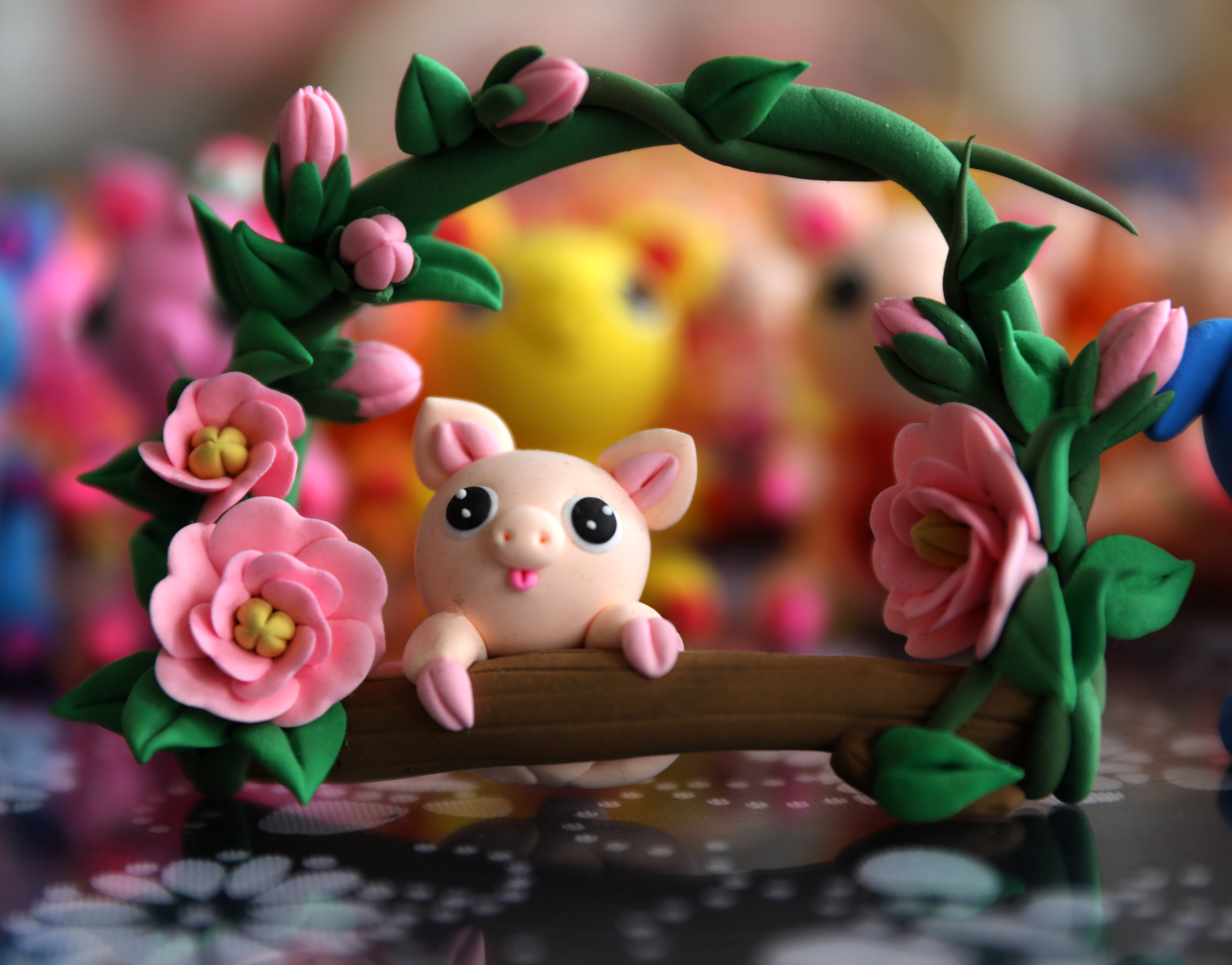 粘土捏塑 "萌猪"迎春