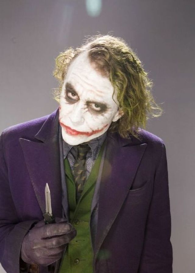 你真的不了解希斯·莱杰 为了演好小丑 他"把灵魂卖给魔鬼"