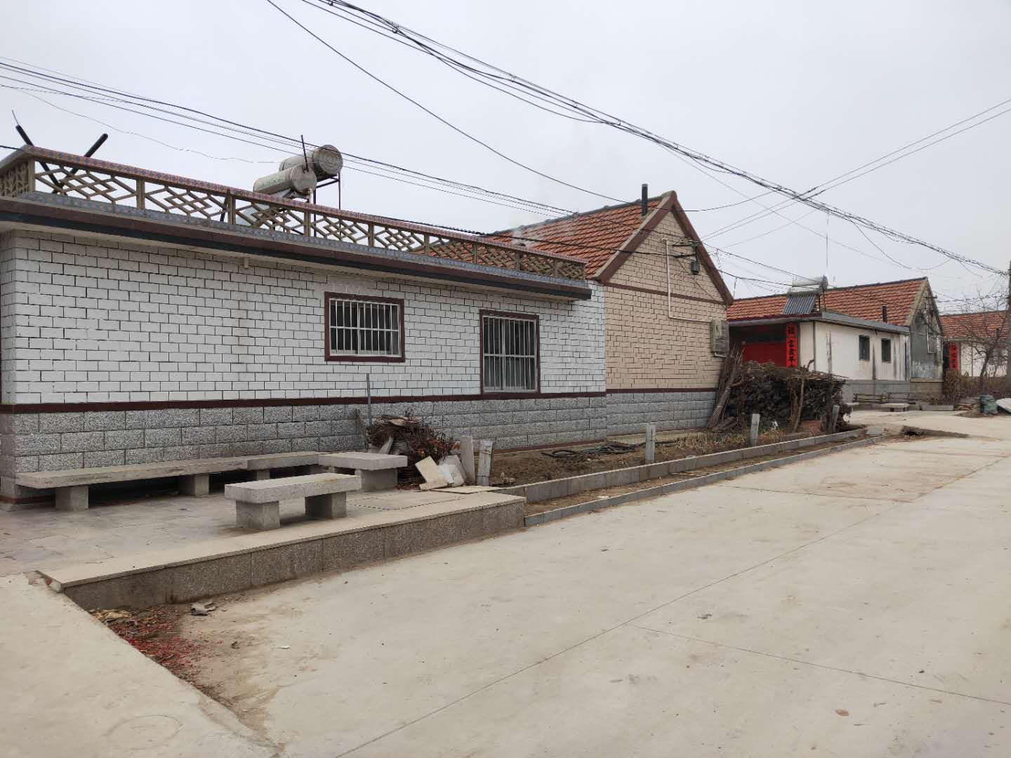 干净整洁的农村,大街上却没有人,农村如何才能吸引年轻人?