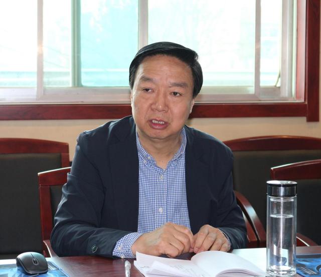 贾俊海一行对蒲城县人民检察院扫黑除恶斗争开展督导检查