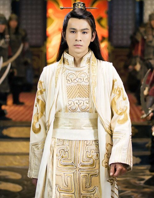 殿堂级别的美人,气质出尘,容颜倾城,穿上古装犹如天上嫡仙