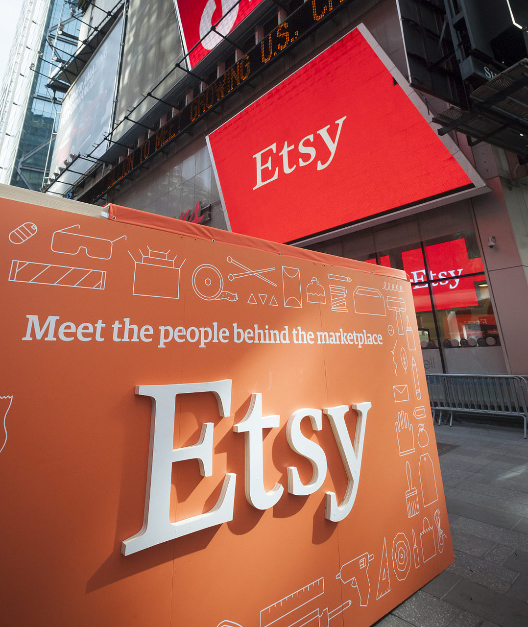 etsy是一个以售卖手工艺品为主的跨境平台,受到消费者欢迎.