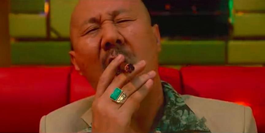 腾格尔这个社会大哥算是本色出演吗?