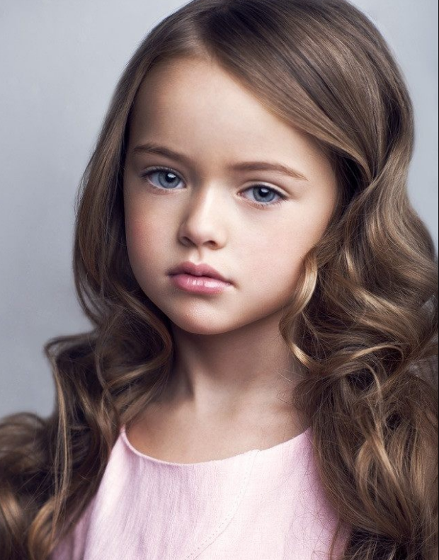 碧曼诺娃:被媒体评为"世界最美少女",这个颜值你们服吗?