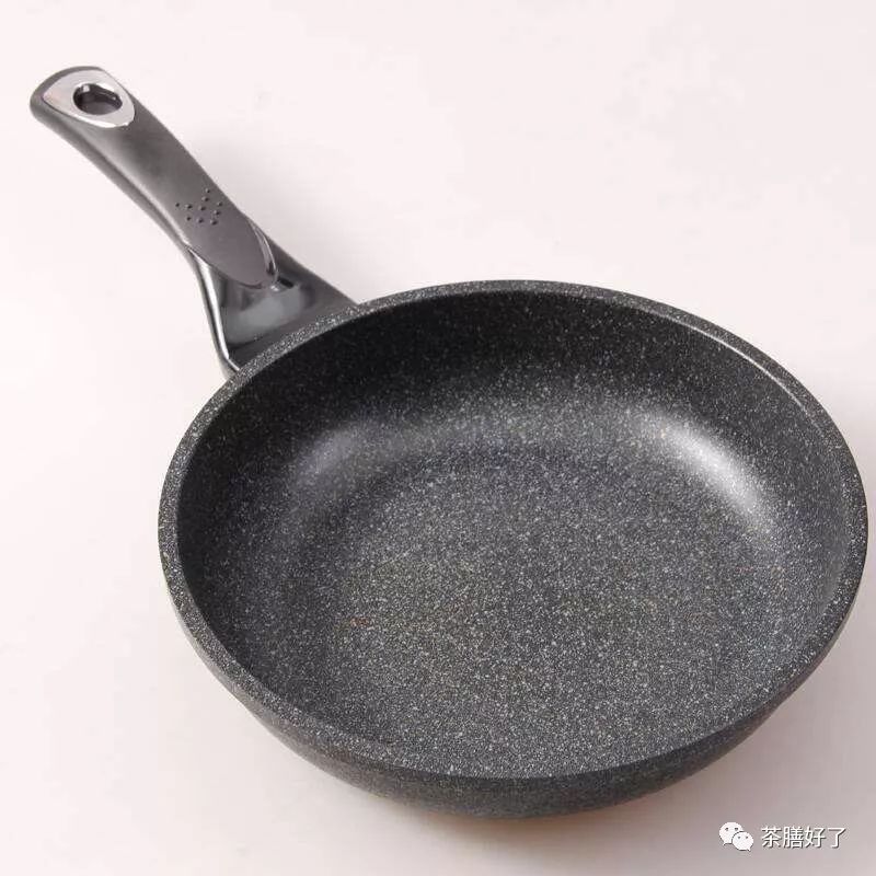 不粘锅上的涂层掉了会不会有毒