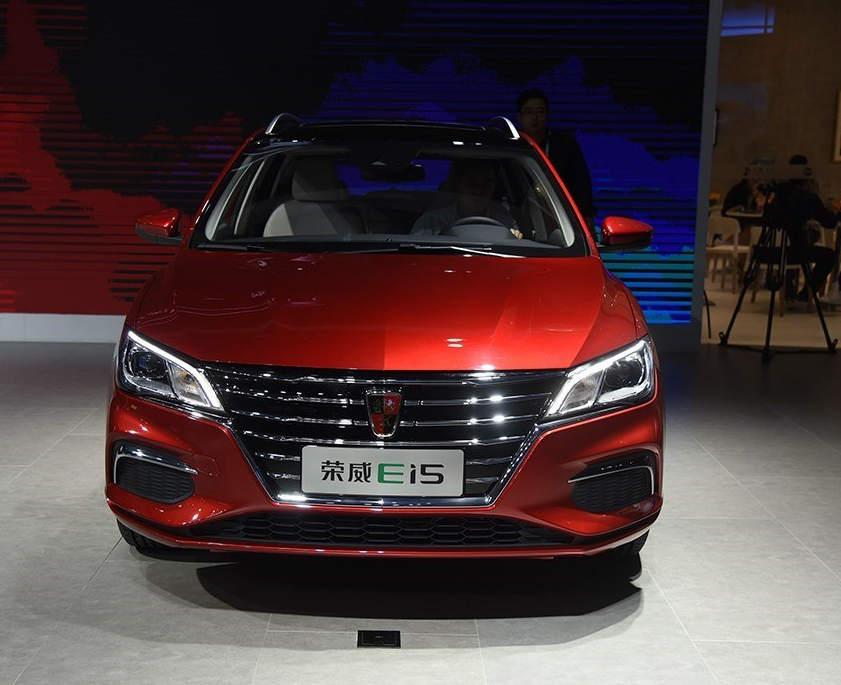 榮威ei5—上汽汽車推出的2018款純電動緊湊型車,內飾美觀!