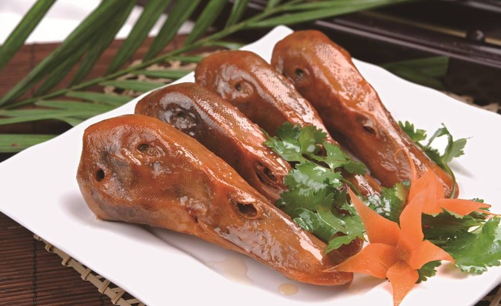 哎呀妈呀脑瓜疼,弄个鸭头啃一啃