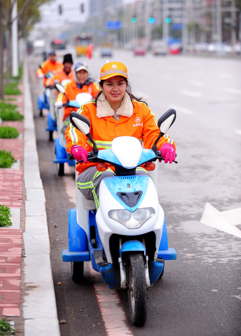 湖北天门华莱士快餐店外卖员被袭击事件曝光,引发公众热议.