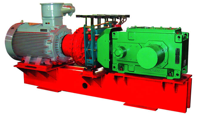 冶金矿山高温环境下该怎样选购斜齿轮减速机?