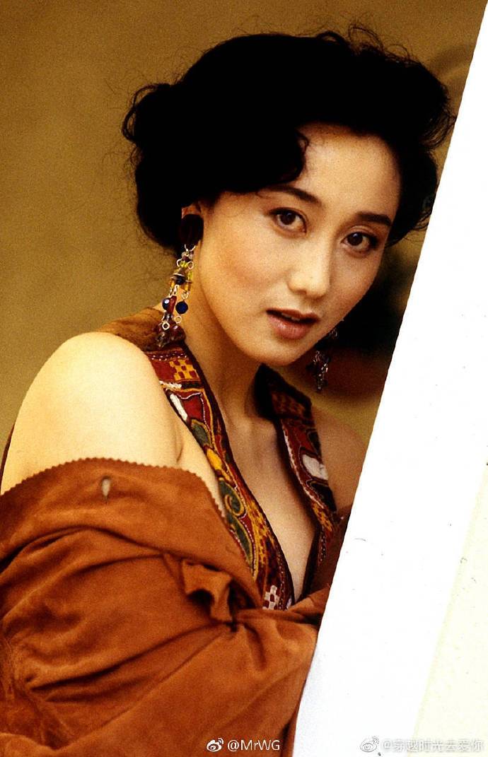 发现美好时光#不能出门,看看美女吧 论女明星皮肤