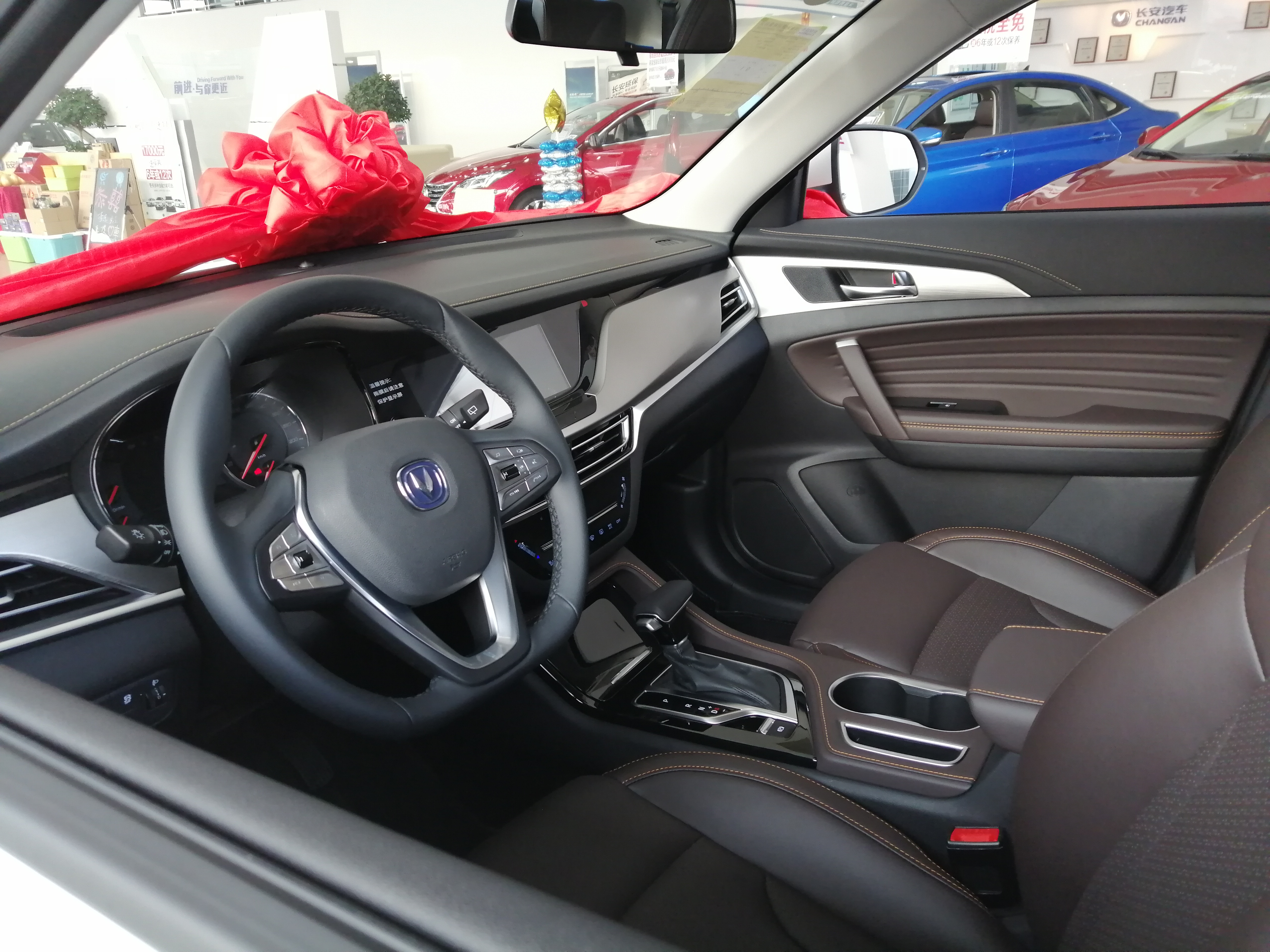 长安cs35plus深度测评:漂亮家用suv,与缤越互有优势