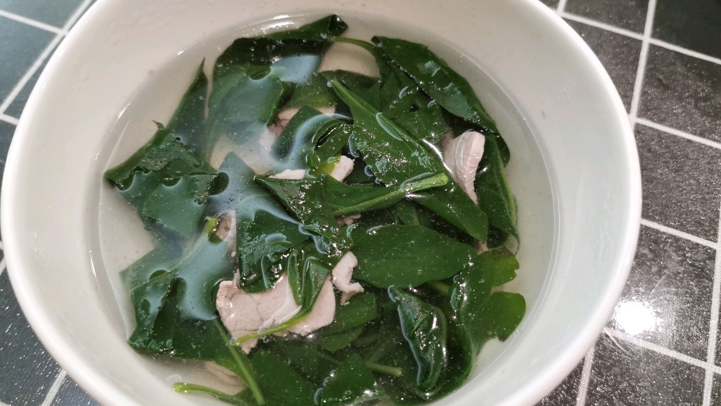 一把枸杞叶就能做出一道鲜甜美味的汤,清肝明目少不了它