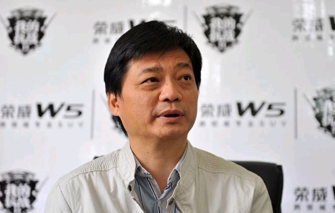崔永元低头认错,保证以后务正业,守法爱国不再传播流言蜚语.
