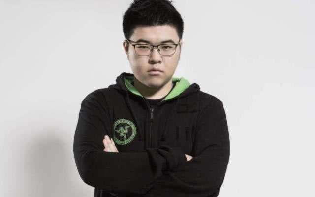 熊猫吃鸡一哥即将入驻虎牙,托马斯和韦神的水平能五五开吗?