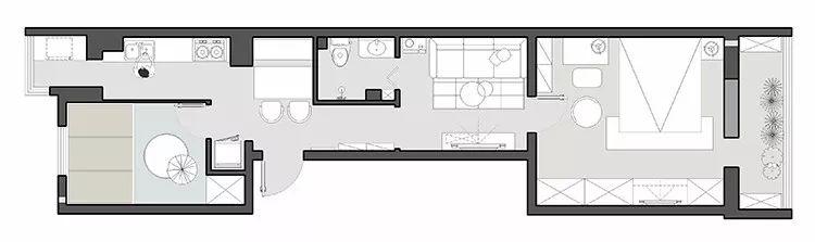房子不仅面积小,而且户型也是一字型的长条,在空间利用方面设计师以