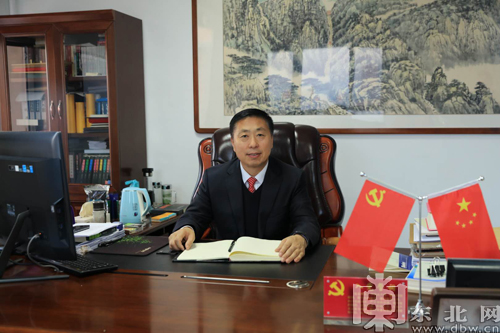 [网络新春大拜年]哈尔滨市通河县县委书记刘长河向网友祝贺新春