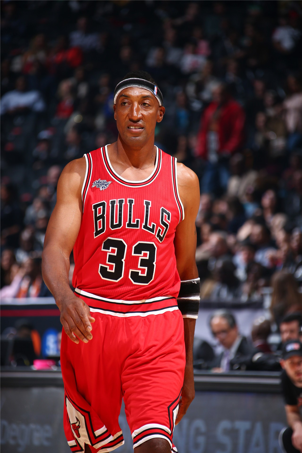 退役后,有人破产,有人4年赚2亿!