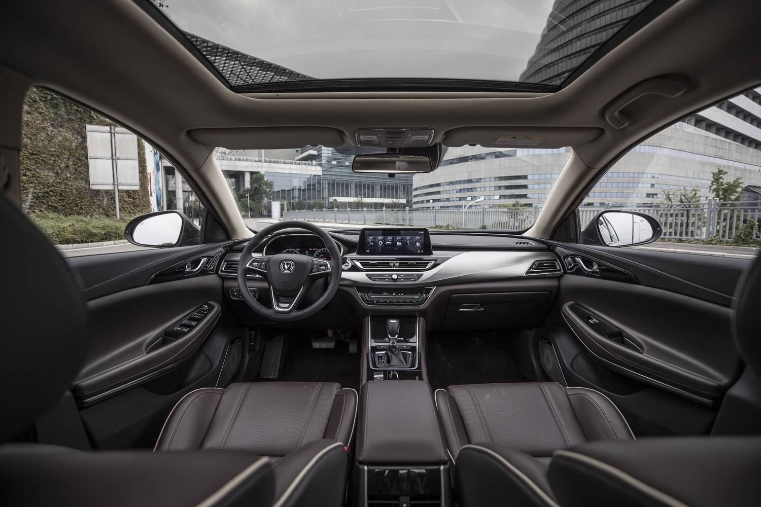 仅售8.99万,上市十天订单破一万,被称为最强b级车