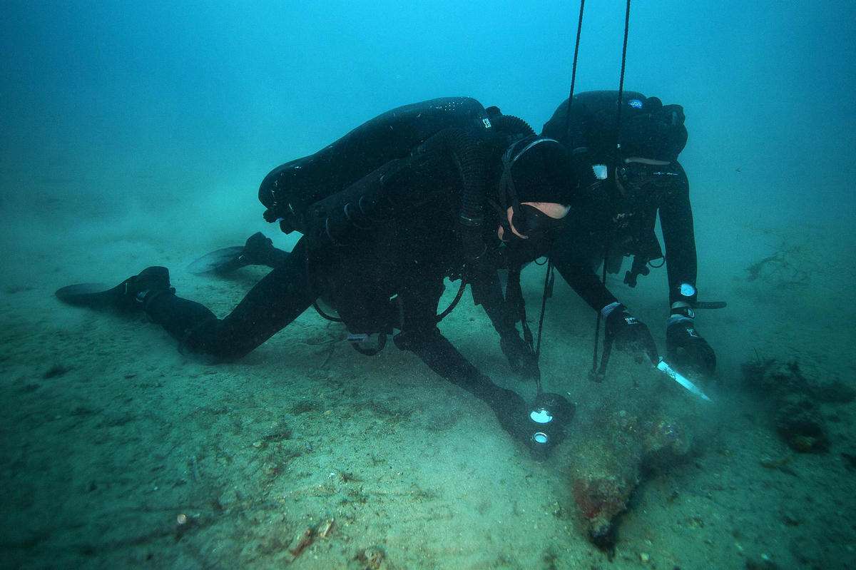 越南蛙人很厉害?可当中国把这种武器搬出来后,立刻消停了!
