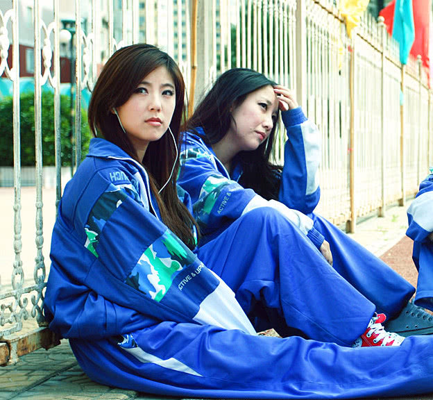 同样是穿校服,陈都灵校花,赵今麦绿叶,她简直就是90后的女神