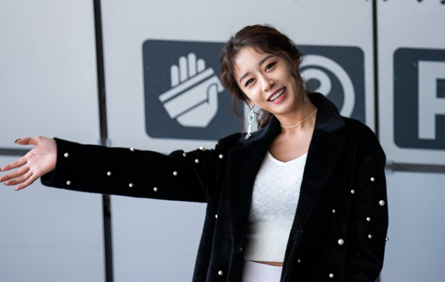 狐狸系女神朴智妍,那一双眼睛真的太迷人了,让人羡慕