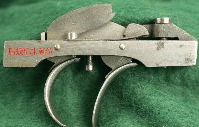 解读:为何有些"单管步枪"有两个扳机?俗称"二道火"!