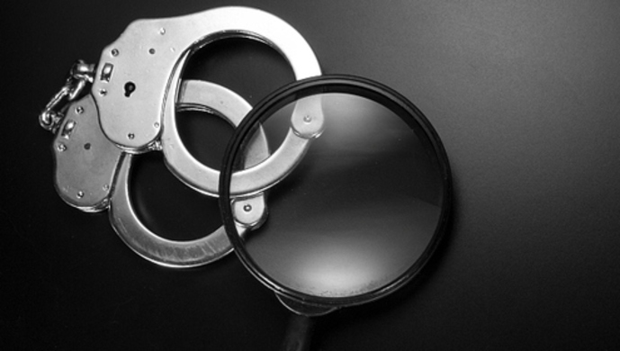 "山西74岁退休干警涉寻衅滋事被刑拘,热衷"反腐举报""