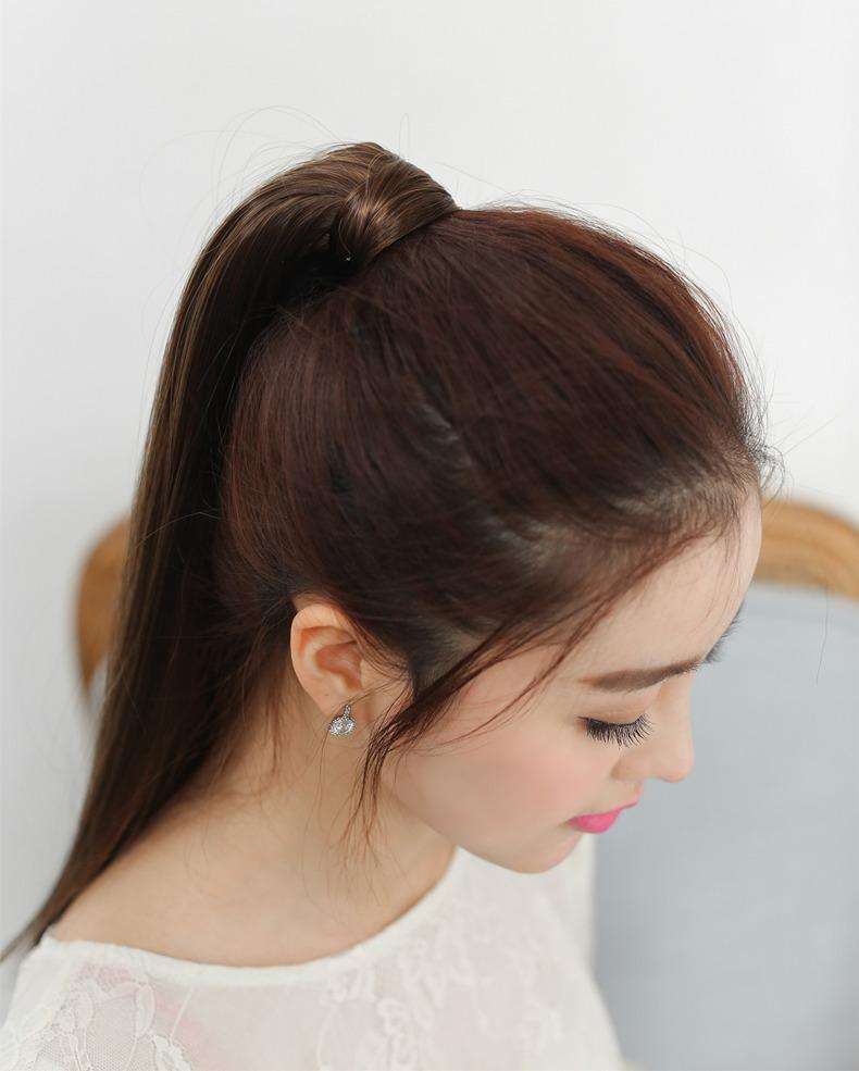 过年还在光扎马尾?难怪土气!现在流行这样扎,可爱减龄!