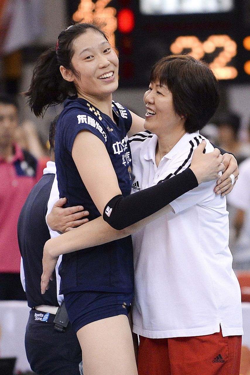 郎平朱婷再聚首,意甲决赛打响,斯坎迪奇队将在18日凌晨客场挑战