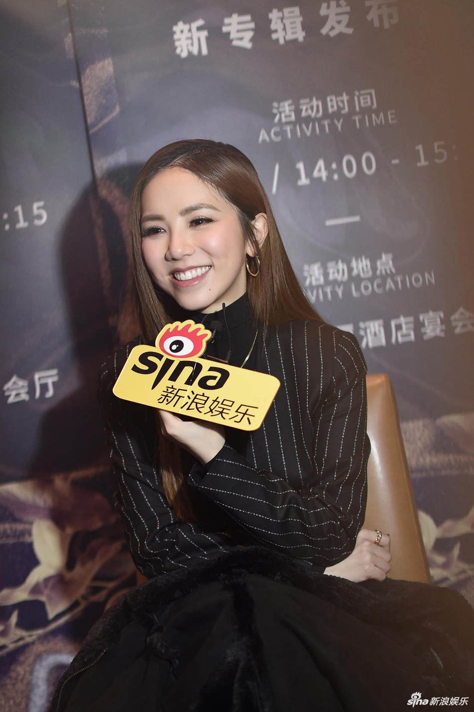 组图:邓紫棋携新专辑接受采访谈抑郁症 歌词记录亲身经历