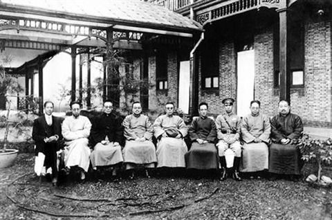 此人不简单:江浙财团的四大亨之一,国民党四大元老之一!