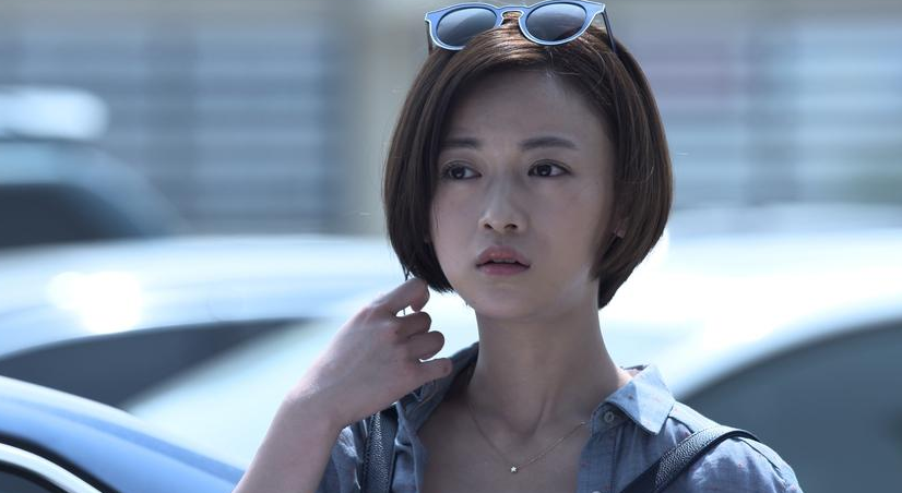 原来《守卫者浮出水面》里的米小冉是她演的,好清纯啊.