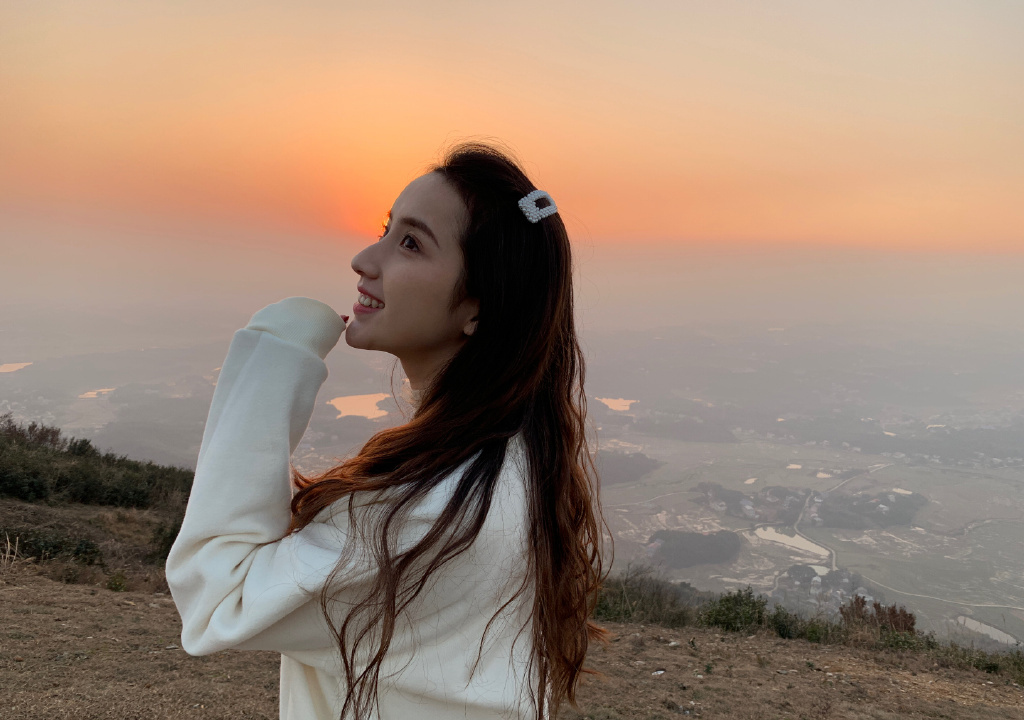 旅行拍照这样做,9个拍照姿势,帮你拍出自然美美的照片