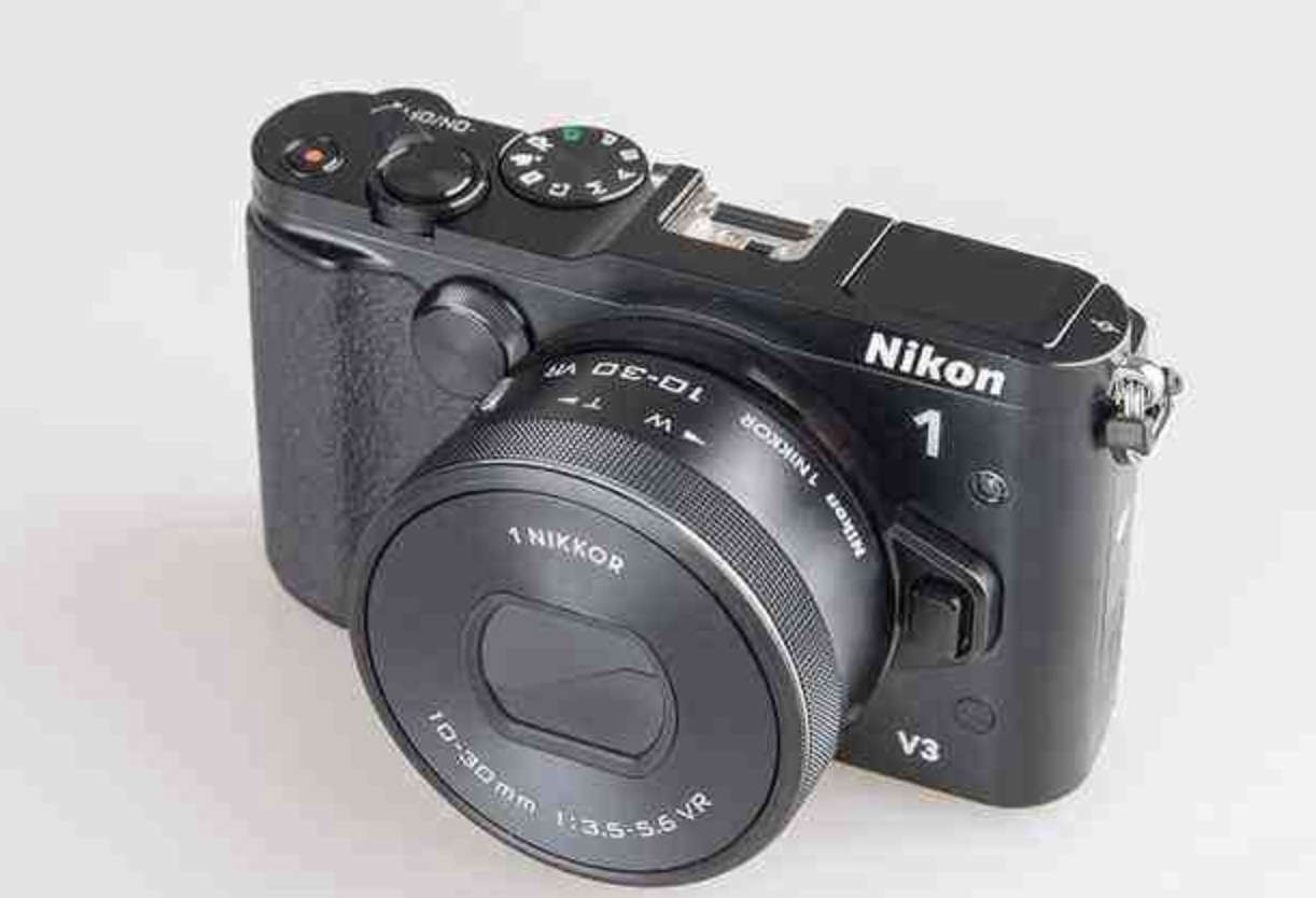 尼康1 v3是快速和激情的milc,拍摄速度一直难以被突破