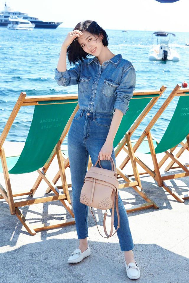 "筷子腿"不吃香了!今年"小鸟腿"才是最美的腿型,美得不真实