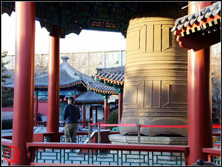 北京大钟寺"钟林,很多人见过,但不知道那个雕塑是哪位神仙