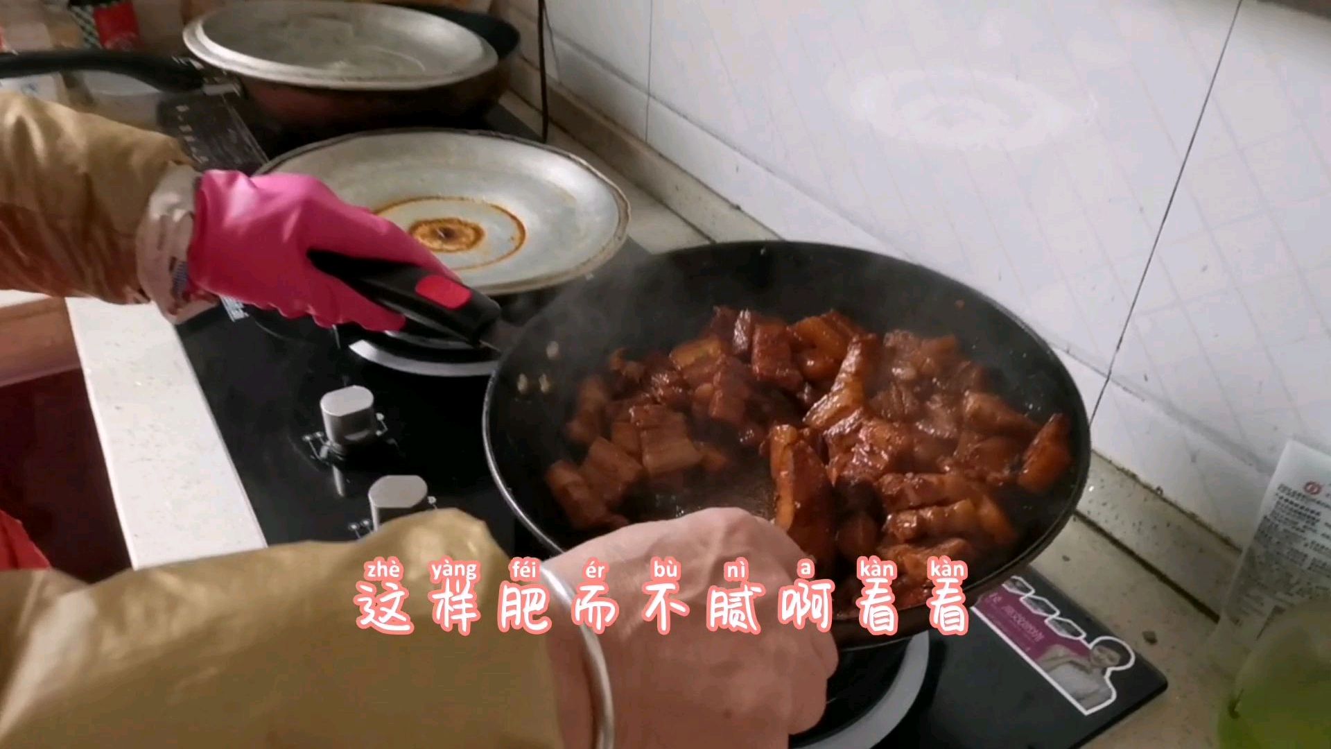 开朗婆婆做一锅三层肉,软糯香,外地媳妇馋得流口水,看看怎么做