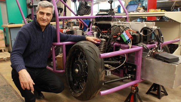 滑铁卢大学研发的即插即用车轮组件旨在提高电动汽车的产量