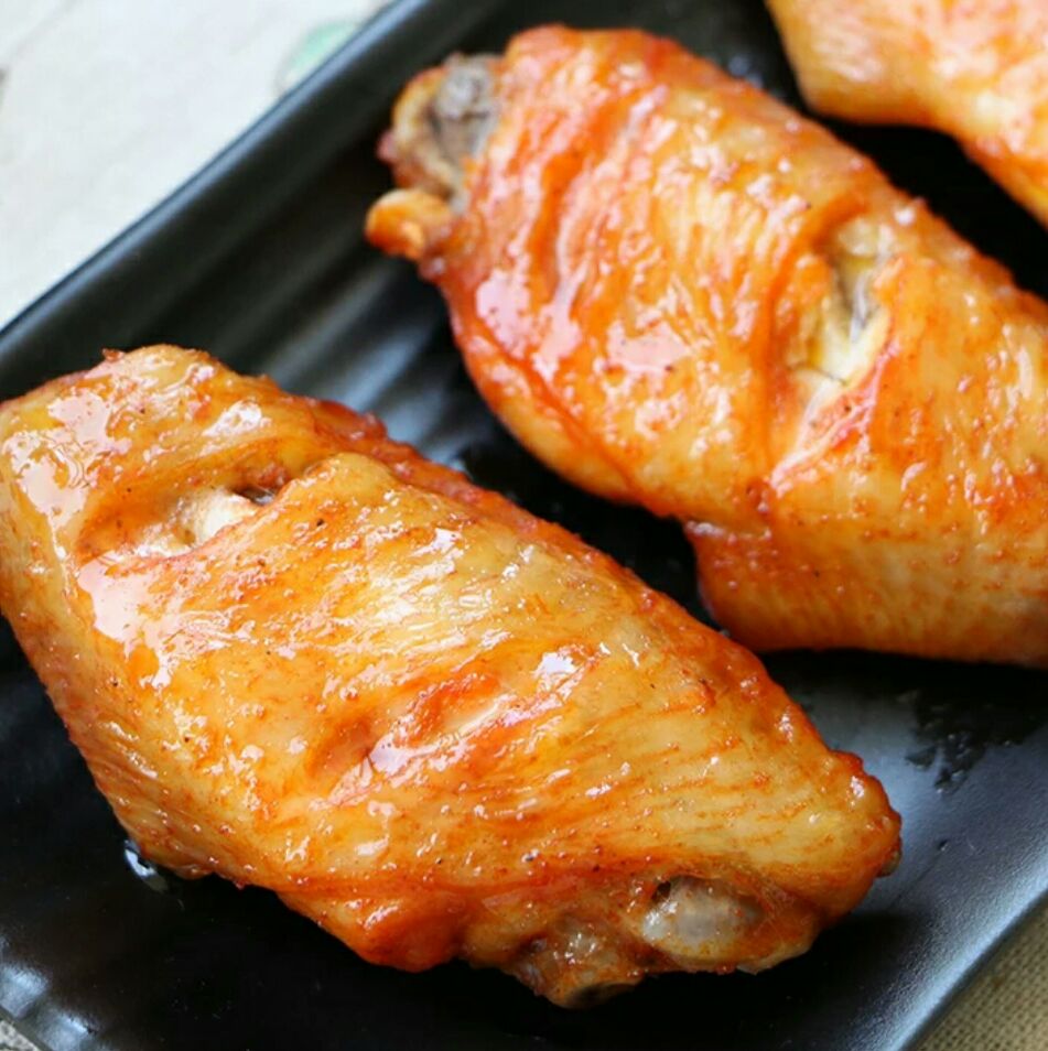 圣女厨房:烧烤脆皮鸡翅的腌制教程,酥香可口,喜欢就做做看吧