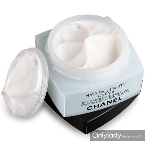 chanel山茶花系列保湿乳霜,温和配方呵护娇嫩肌肤!
