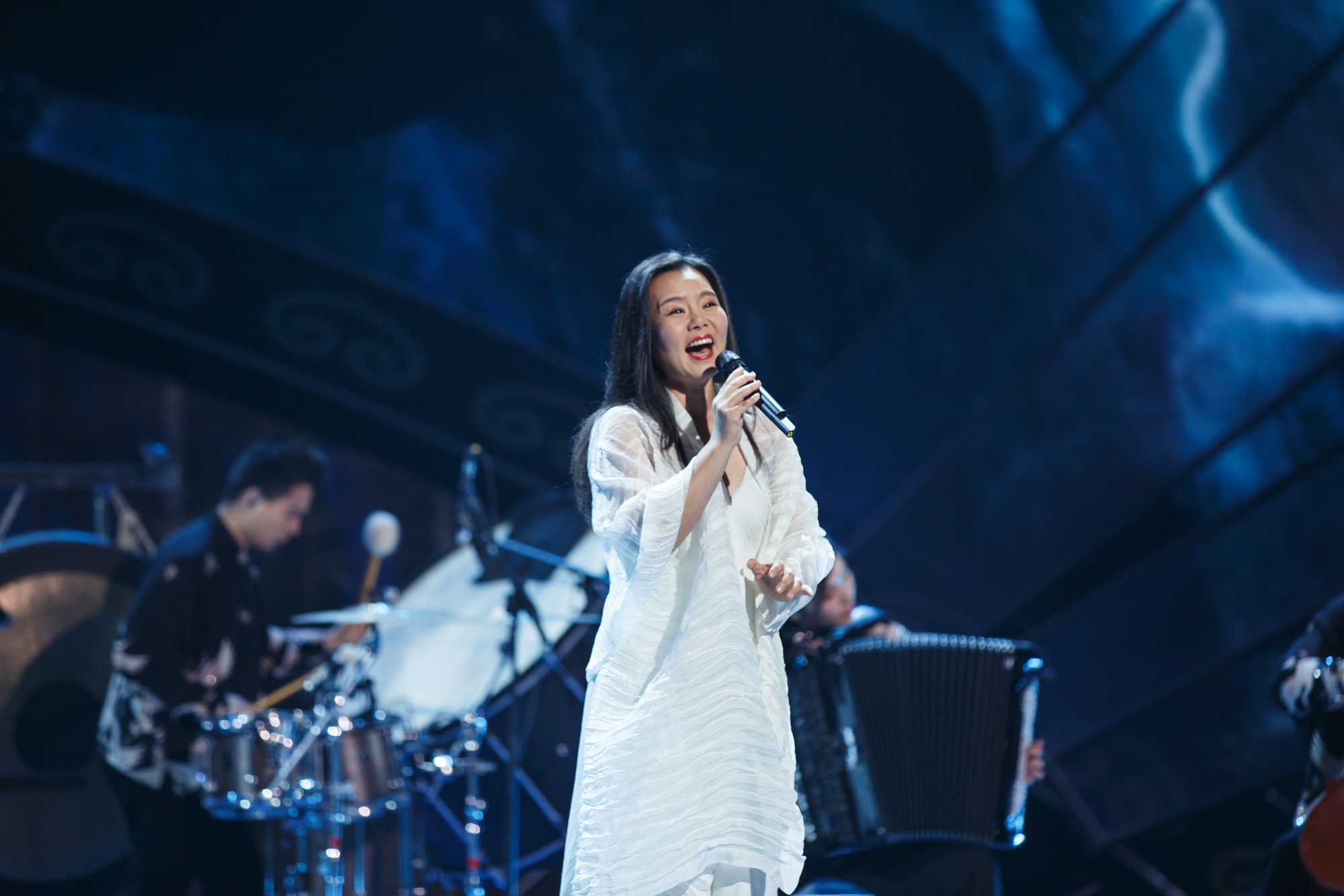 《歌手》龚琳娜《小河淌水》勇夺第一,实力不允许她的排名低